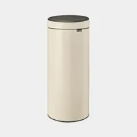 Brabantia Abfalleimer Touch Bin New 30 l, Soft Beige - Anzahl Behälter: 1 - Detailfarbe: Hellbeige - Fassungsvermögen: 30 l - Form: Rund - Material: Edelstahl