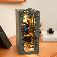 RoboTime Bausatz Book Nook Magic House - Modell Art: Book Nook