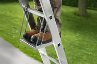 Hailo Einhängetritt SafetyLine - Anzahl Stufen: 1 × - Belastbarkeit: 150 kg - Höhe: 0 cm - Produkttyp: Einhängetritt