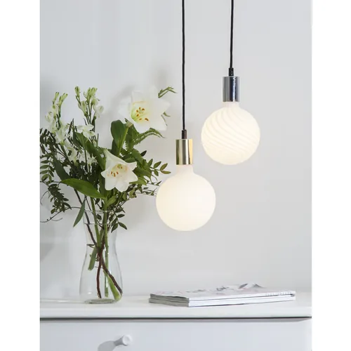 Star Trading Pendelleuchte E27 Chrom - Betriebsart: Netzbetrieb - Lampensockel: E27 - Smart Home: Nicht kompatibel - Farbtemperatur Kelvin: Je nach Leuchtmittel - Anwendungsbereich: Indoor - Gesamtleistung: 0 W