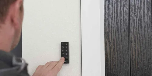 Yale 05/301000/BL numeric keypad Bluetooth Black