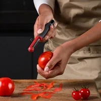Zyliss Tomatenschäler E950047 Rot/Schwarz - Detailfarbe: Rot - Schwarz - Zertifikate: Keine Zertifizierung - Schälertyp: Pendelschäler
