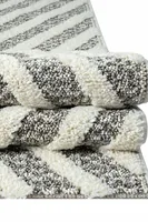 Conceptum Hypnose Teppich Sevilla 5506 120 cm x 180 cm, Grau - Eigenschaften: Keine Eigenschaft - Zertifikate: Keine Zertifizierung - Breite: 120 cm - Länge: 180 cm - Motiv: Muster - Detailfarbe: Grau