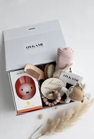 Oykami Geschenkset Mädchen Casablanca - Material: Holz - Organische Baumwolle - Detailfarbe: Beige - Weiss - Rosa
