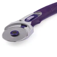 Prym Rollschneider Multi Ø 4.5 cm 3 Klingen - Verpackungseinheit: 1 Stück - Detailfarbe: Violett - Produkttyp: Rollschneider