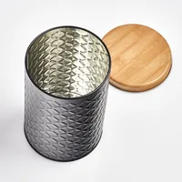 Zeller Present Vorratsdose Scandi 1.37 l, Schwarz - Produkttyp: Vorratsdose - Materialtyp: Metall - Material: Metall - Detailfarbe: Schwarz - Mikrowellenfest: Nein - Spülmaschinenfest: Nein