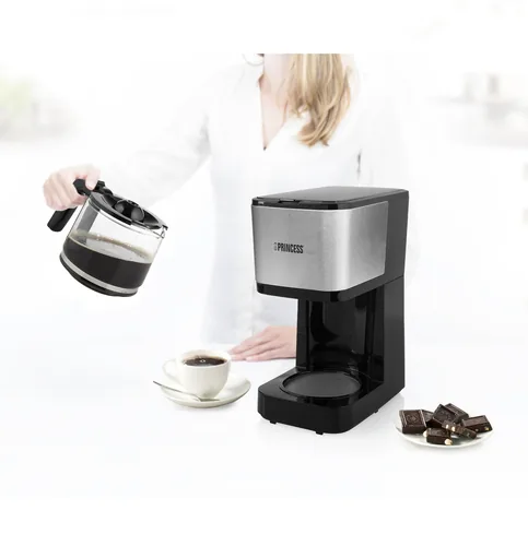 Princess Filterkaffeemaschine Compact 12 Schwarz/Silber - Detailfarbe: Schwarz - Silber - Anzahl Tassen: 12 - Ausstattung: Anti-Rutsch-Füsse - Anti-Tropfsystem - Herausnehmbarer Filter - Kaffeekannenfunktion