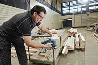 Bosch Professional Akku-Stichsäge GST 12 V-70 Kit, L-Boxx - Ausstattung: Mit 2 Akkus - 1 Ladegerät & Koffer - Produktkategorie: Stichsäge - Werkzeugaufnahme: SDS-Aufnahme - Akkusystem: Bosch 12 V POWER FOR ALL - Für Material: Metall - Holz - Kunststoff - 