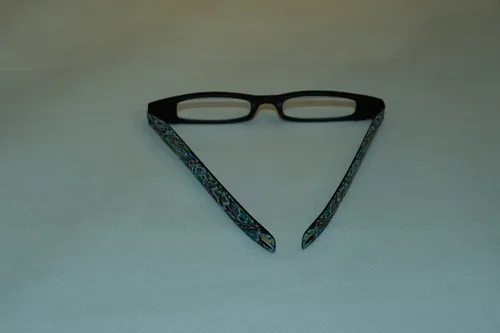 Figoline Lesebrille Hundertwasser +1,5 - Grössensystem: EU - Brillenglasfarbe: Klar - Zielgruppe: Unisex - Sehstärke: +1 -5 - Brillenform: Rechteckig - Kopfbreite: Normal