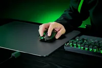 Razer Gaming-Maus Viper V3 Pro - Maus Features: Daumentaste - Programmierbare Tasten - Bedienungsseite: Rechtshänder - Detailfarbe: Schwarz - Gewicht: 54 g - Verbindungsart: Kabellos - Schnittstelle: USB-C