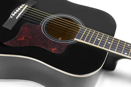 MAX Westerngitarre SoloJam Set Schwarz - Griffbrett: Palisander - Decke: Linde - Decke massiv: Nein - Gitarrengrösse: 4/4 - Mensur: 65 cm - Ausführung: Rechtshänder
