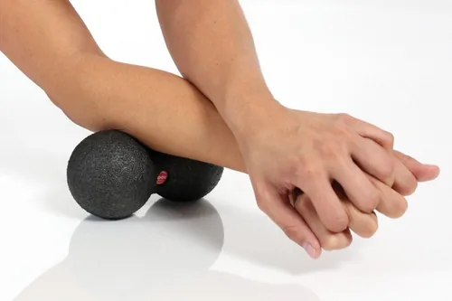 TOGU Faszientraining Blackroll DuoBall - Farbe: Schwarz - Sportart: Fitness - Härtegrad: Hart - Körperbereich: Faszien - Alle Körperbereiche