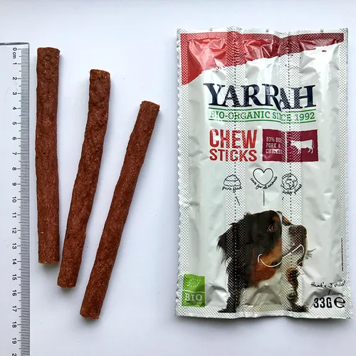 Yarrah Kauartikel Bio Chewsticks Rind & Huhn 33 g - Snackart: Sticks - Tierbedürfnis: Kein besonderes Bedürfnis - Nachhaltigkeit: EU BIO - Produkttyp: Ergänzungsfutter - Packungsgrösse: 33 g - Fleischsorte: Rind