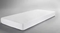 Dormisette Matratzenauflage Standard 70 x 140 cm, Weiss - Grösse: 70 x 140 cm - Matratzenhöhe bis: 30 cm - Detailfarbe: Weiss - Trocknergeeignet: Ja - Detailmaterial: Baumwollsatin - Flanell - Grundmaterial: Baumwolle (CO)