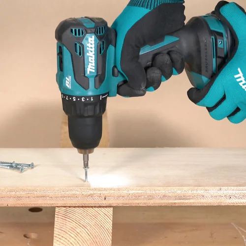 Makita DDF490Z drill 1900 RPM Keyless 1.7 kg Blue, Black