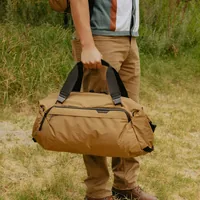 Peak Design Duffle Bag 35 l Coyote - Nachhaltigkeit: Nicht angegeben - Farbe: Braun - Breite: 56 cm - Höhe: 34.5 cm - Tiefe: 26 cm - Volumen: 35 l
