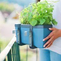 Gusta Garden Balkonhalterung HARRY HERBS, 40 mm, Schwarz - Volumen: 0 l - Material: Stahl - Polypropylen (PP) - Form: L-Form - Detailfarbe: Schwarz - Ausstattung: Keine - Einsatzort: Innen und Aussen