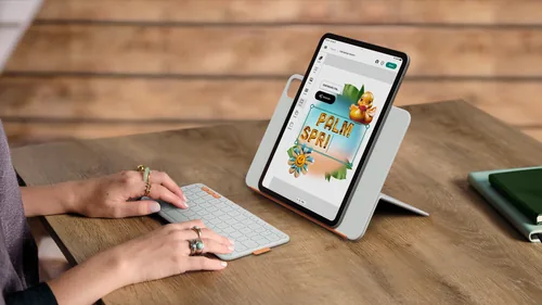Logitech Tablet Tastatur Cover Flip Folio iPad Pro & Air11 - Verbindungsmöglichkeiten: Bluetooth - Tastaturlayout: QWERTZ (CH) - Kompatible Hersteller: Apple - Detailfarbe: Hellgrau - Bildschirmdiagonale in Zoll: 11  - Tablet Kompatibilität: iPad Air 11 (