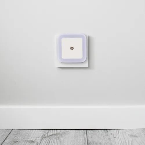 Entac Nachtlicht 0.5W quadrat. CW White Dämmerungssensor