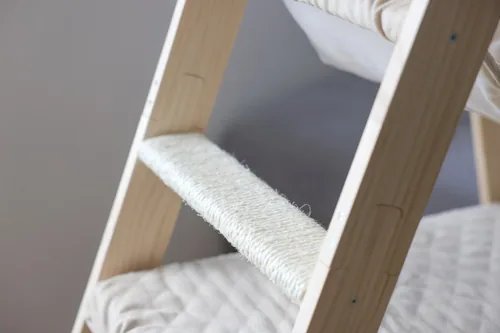 Kerbl Kratzbaum Ladder 97 cm x 39.5 cm x 134 cm - Höhe: 134 cm - Anzahl Liegeplätze: 3 × - Detailfarbe: Beige - Tierart: Katze - Produkttyp: Kletterleiter