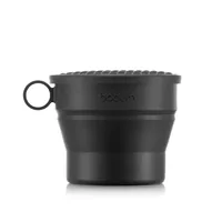 Bodum Faltbarer Becher mit Deckel und Karabinerhaken Bistro 0.3 l - Produkttyp: Becher - Material: Silikon - Biologisch abbaubar: Nein - Nachhaltigkeit: Nicht angegeben - Set: Nein - Zusammenklappbar: Ja