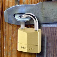 MASTER LOCK 20mm wide solid brass body padlock