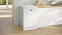 Bosch Serie 2 SMS2ITW09E dishwasher Freestanding 13 place settings