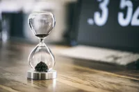Philippi Aufsteller Lala 1 Stück - Eigenschaften: Keine Eigenschaft - Motiv: Ohne Motiv - Verpackungseinheit: 1 Stück - Detailfarbe: Transparent - Silber - Produkttyp: Aufsteller - Detailmaterial: Borosilikatglas - Aluminium