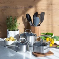 Lunasol Kochtopf Sirius Terra Multi-Layer Ø 16 cm, H7.5 cm - Material: Aluminium - Topfart: Stieltopf - Kompatible Kochfelder: Elektro - Glaskeramik - Induktion - Antihaftbeschichtung: Ja - Detailfarbe: Silber - Spülmaschinenfest: Ja