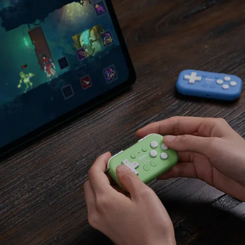 8bitdo Gamepad Micro Wireless Controller NSW2/NSW/Android Blau - Plattform: Android - Nintendo Switch - Nintendo Switch 2 - Nintendo Switch OLED-Modell - Verbindungsmöglichkeiten: Bluetooth - USB Typ-C - Controller Typ: Gamepad - Detailfarbe: Blau