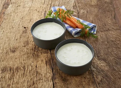 Trek 'N Eat Vollmilchpulver – Instant - Produkttyp: Milchpulver - Nährwertangabe pro: 100 g - Energiegehalt (in kj): 2077 KJ - Energiegehalt (in kcal): 496 Kcal - Fett: 26 g - Gesättigte Fettsäuren: 16.2 g