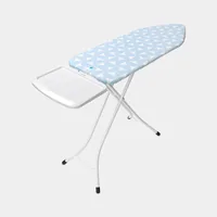 Brabantia Bügeltisch mit Dampfstationsablage Fresh Breeze 124 x 38 cm - Bügelbrettbezug: Baumwolle (CO) - Ausstattung: Kindersicherung - Dampfstationsablage - Ergonomisch - Höhenverstellbar: Ja - Breite: 38 cm - Detailfarbe: Hellblau - Länge: 124 cm