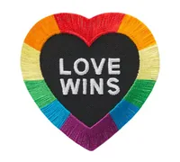 Mono-Quick Aufbügelbild Midi Love Wins 1 Stück - Breite: 6.4 cm - Länge: 6.3 cm - Motiv: Herz - Anzahl Stück: 1 Stück
