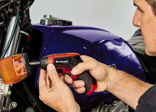 Einhell Akku-Schrauber TE-SD 3.6/1 Li - Produktkategorie: Schrauber - Werkzeugaufnahme: 1/4'' Sechskant Bit Halter - Ausstattung: Mit Akku & Ladegerät - Set: Ja - Kapazität Wattstunden: 5.4 Wh - Akkusystem: Keine