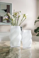Leonardo Vase Verdi 24 cm, Weiss - Assortiert: Nein - Höhe: 24 cm - Detailfarbe: Weiss - Detailmaterial: Kalk-Natron-Glas - Grundmaterial: Glas